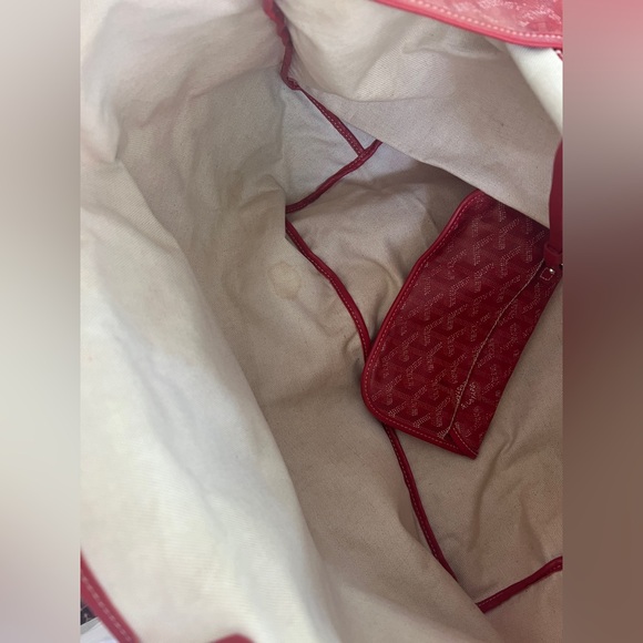Goyard Large Tote Red Designer Tote Bag - Picture 3 of 16